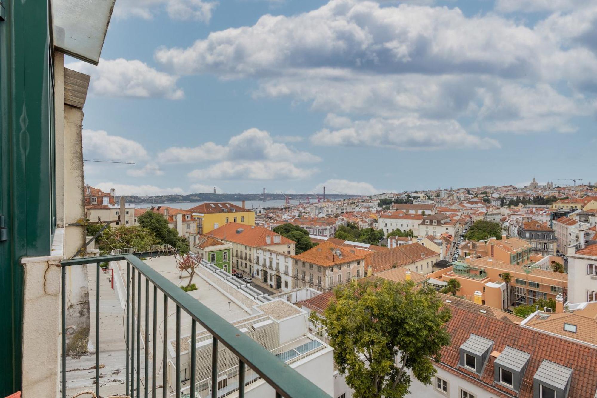 Beguest Bairro Alto City View Apartment Lisboa Kültér fotó